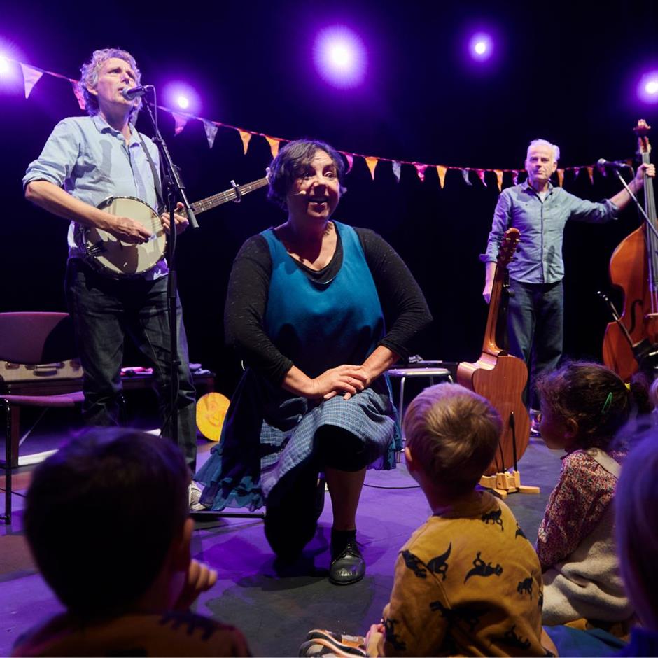 Mrs H & the Sing-along Band